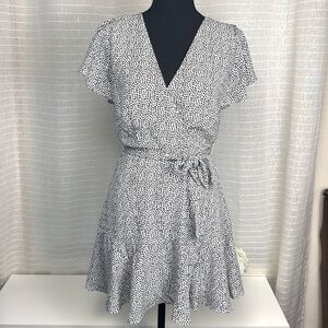 MI AMI BEAUTIFUL WOMEN DRESS, SIZE XSMALL